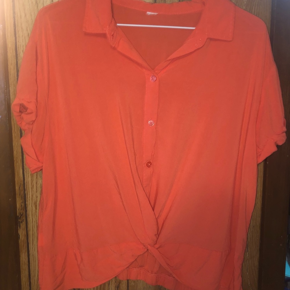 Coral collared button down blouse